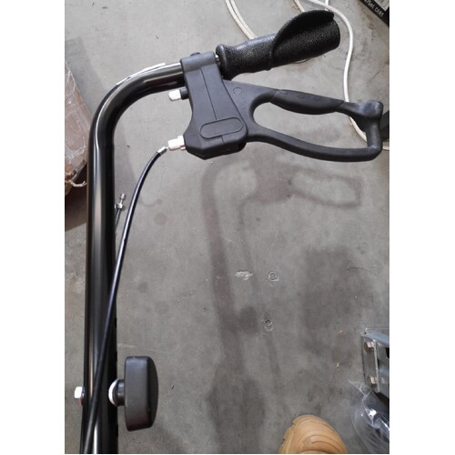 Handle bar with grip for XXL Rehab Rollator King, Right